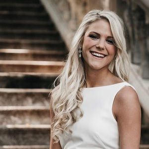 Meet your Posher, Lea